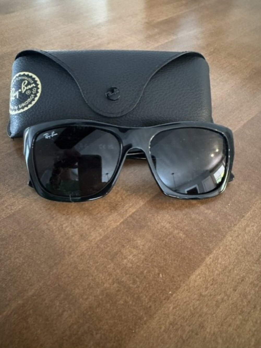 Ray-Ban RB4194, Black, worn once